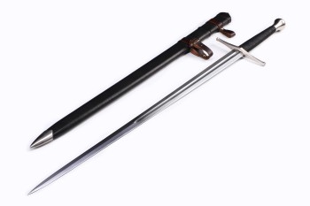 "Dragon’s Oath” – Functional medieval longsword for stage combat, with scabbard, sharp-edged blade