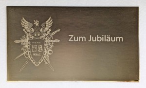 Individuell graviertes Messingschild (vergoldet) für Holzbox